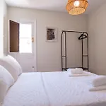 Down Town Apartman