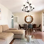 Down Town Apartman